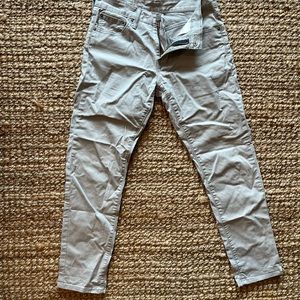 Levi 511 Chinos